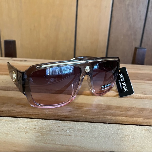 Black/Pink Color Fade Sunglasses - Picture 4 of 14